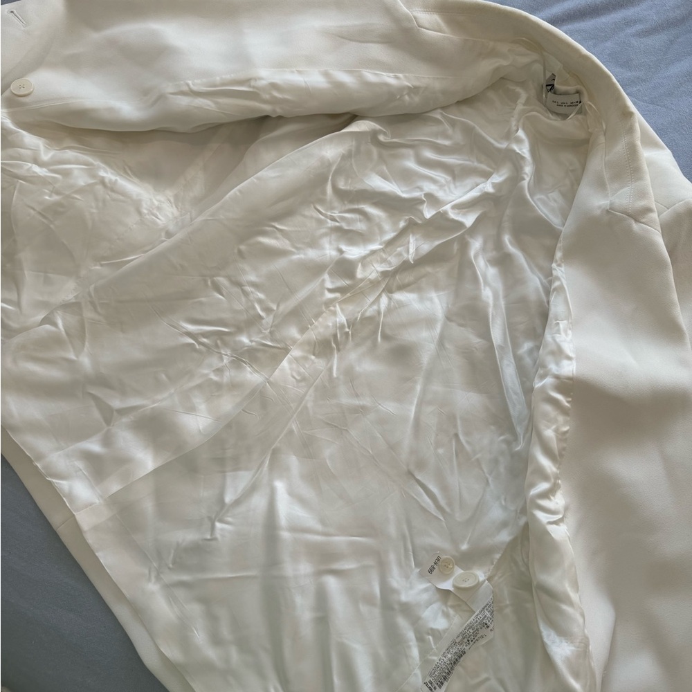 Zara Double-Breasted Cream Blazer - Picture 2 of 4